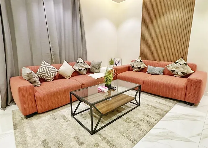 Beautiful Apartment With Garden 2B