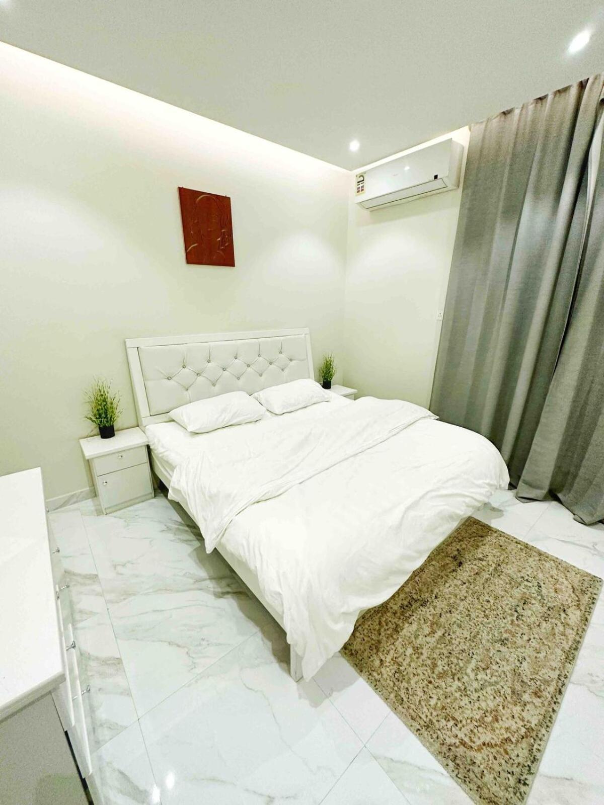 Apartment Beautiful With Garden 2b